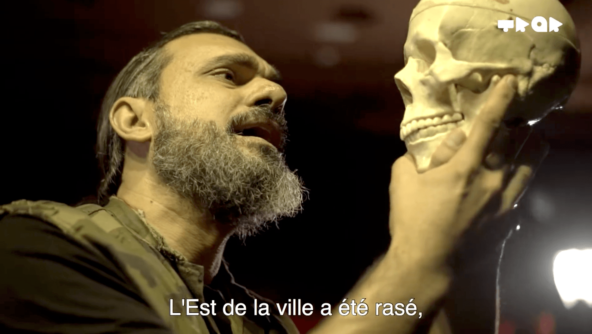 [Welina Wehdin Menkoum] "Ma maison a été détruite, car c'était une maison d'artiste" : Acteur en Irak, Abbas est désormais réfugié au Maroc - Jawjab